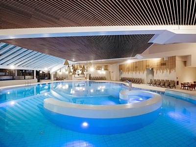 Moravské Toplice, zrenovovaný hotel Ajda s wellness s černou termální